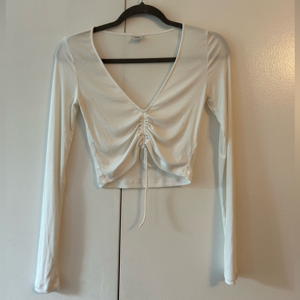 Aritzia Sunday best long sleeve crop top